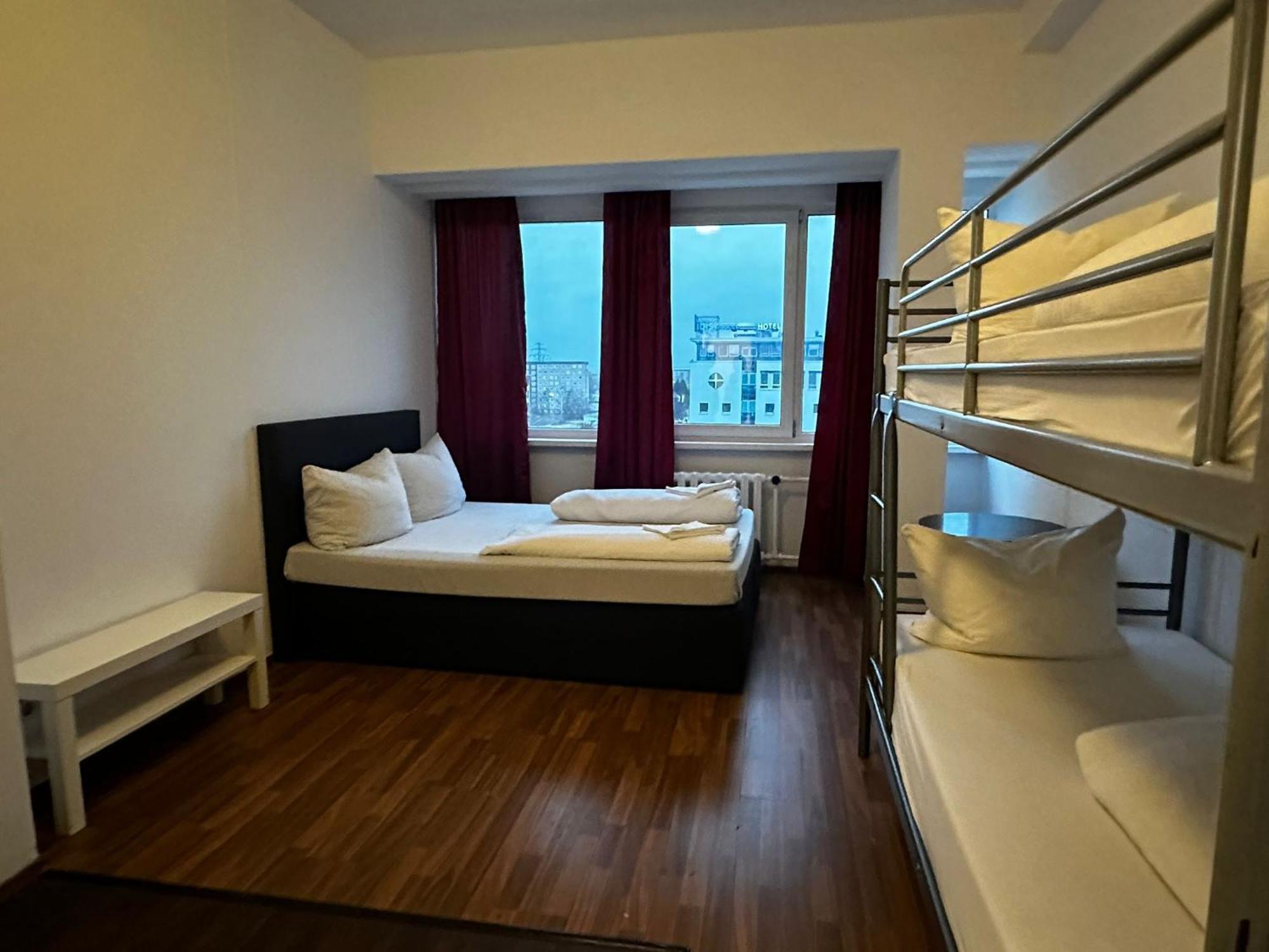 Ootel.Com Berlin Ngoại thất bức ảnh