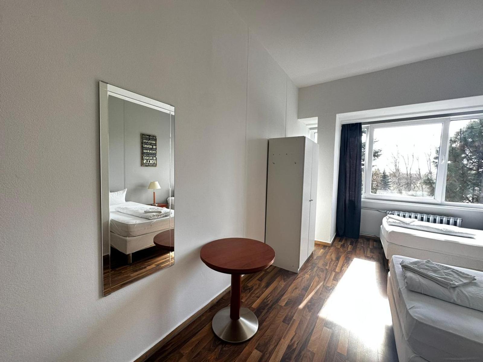 Ootel.Com Berlin Ngoại thất bức ảnh