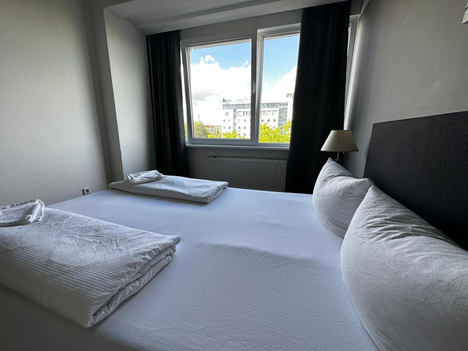 Ootel.Com Berlin Ngoại thất bức ảnh